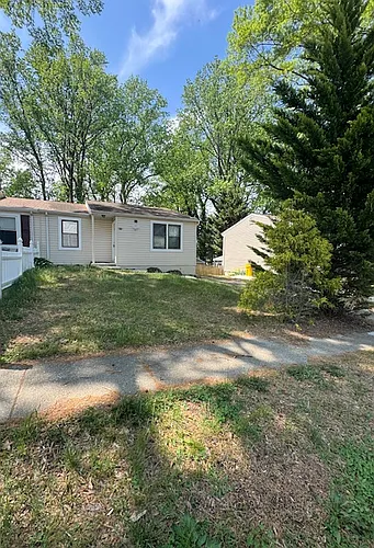 1062 Brightleaf Dr Photo 1