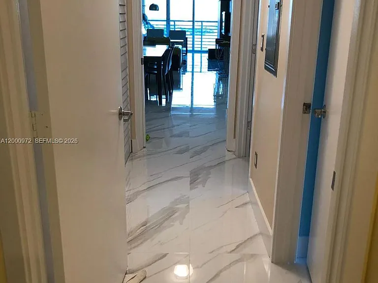 325 Biscayne Blvd #2523 — Photo 24