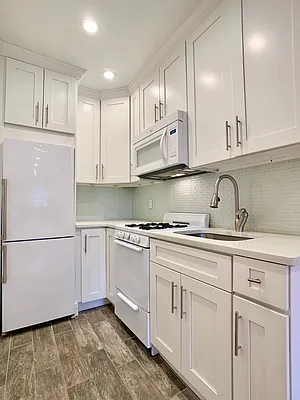 Rented by Building Equity Real Estate LLC | media 1