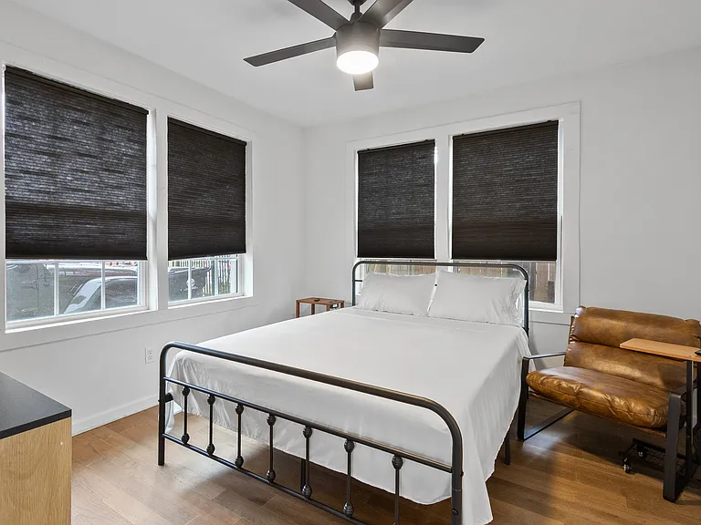 5710 Newport St — Photo 23