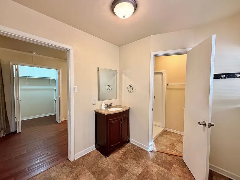 1224 Academy St — Photo 12