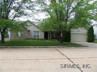 1058 Edgewood Dr, O Fallon, IL 62269