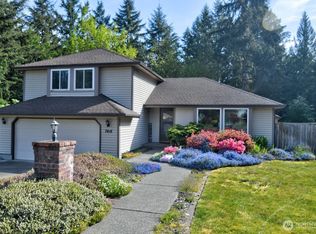7418 Henderson Ct SE, Tumwater, WA 98501