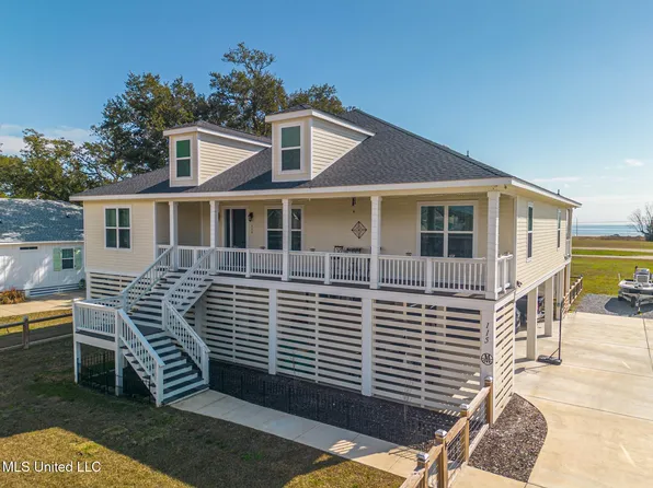 115 W 4th St, Long Beach, MS 39560