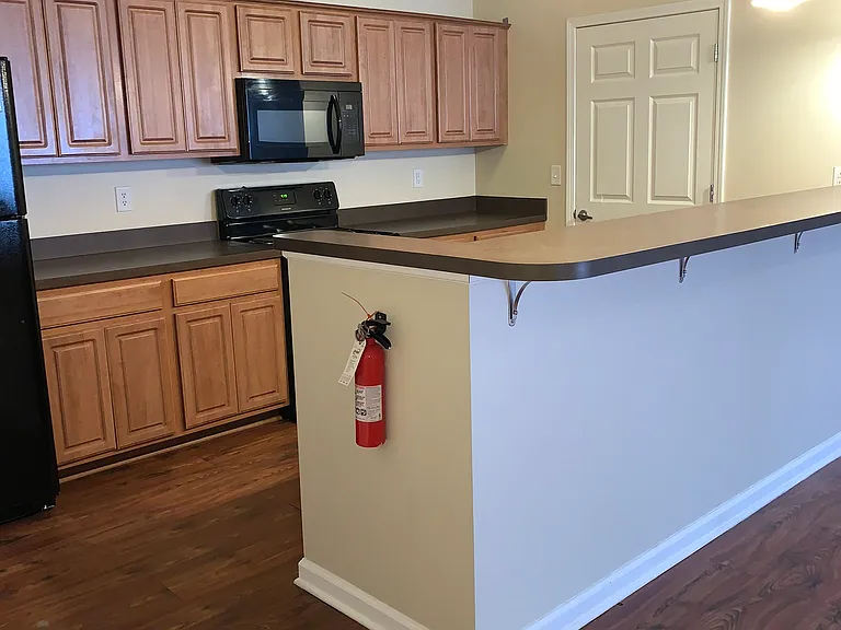 Big Red Apartments — Photo 3