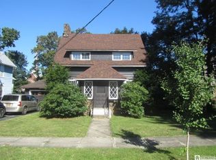 9 1st St, Westfield, NY