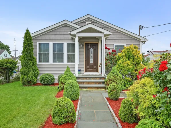 145 Arlington Street, Bridgeport, CT 06606