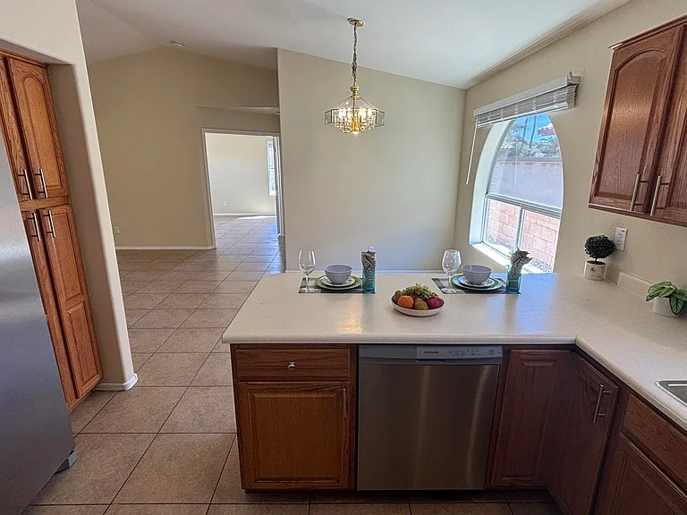 12721 W Palm Ln — Photo 8