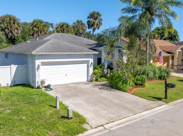 1034 Salmon Isle, Greenacres, FL 33413