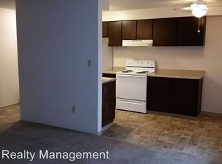 128 E Hawthorne Rd APT 121, Spokane, WA 99218