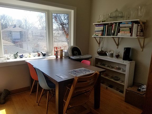 Eat-in Kitchen