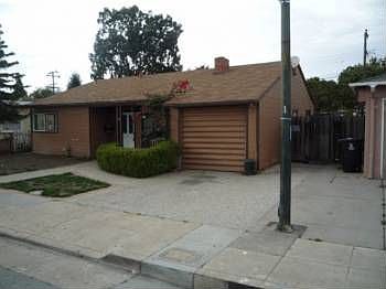 2nd image of 1333 Royal Ave