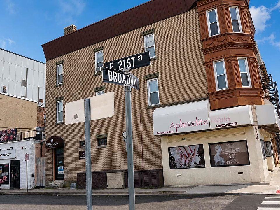 1st image of 444 Broadway #3R