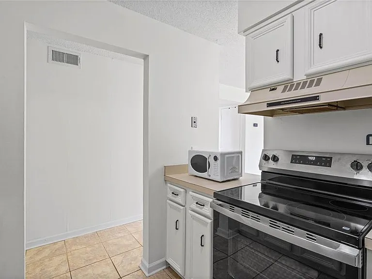 119 Riverbend Dr #119 — Photo 7