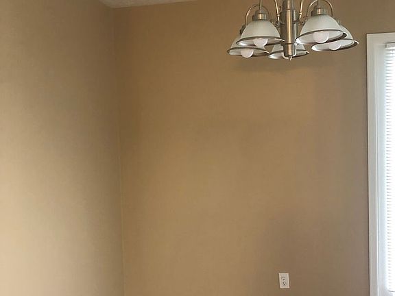 5th image of 222 Stahl Ave #10344294