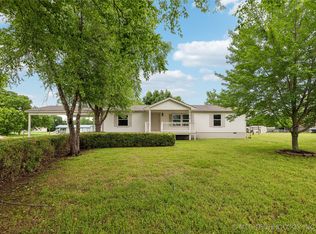 61970 E 265th Ln, Grove, OK 74344