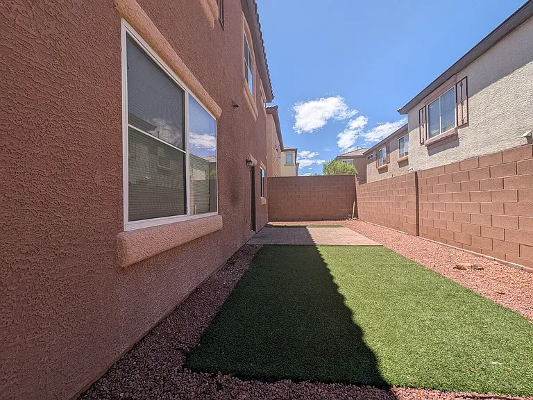 9332 Daffodil Sun Ave — Photo 22