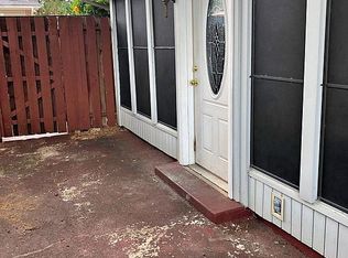 2548 Shady Ridge Dr, Bedford, TX 76021