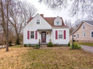 934 Slate Run Rd, New Albany, IN 47150