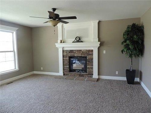 2nd image of 1406 NE Amanda Jean Way