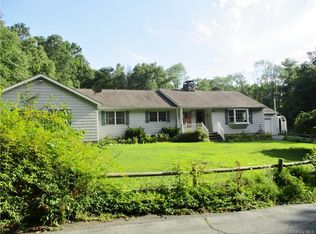 24 Boehmler Rd, Sparrow Bush, NY 12780