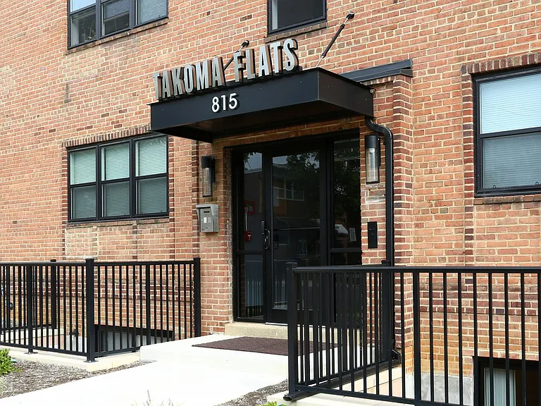 Takoma Flats — Photo 46