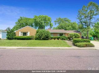 209 W Merle Ln, Peoria, IL