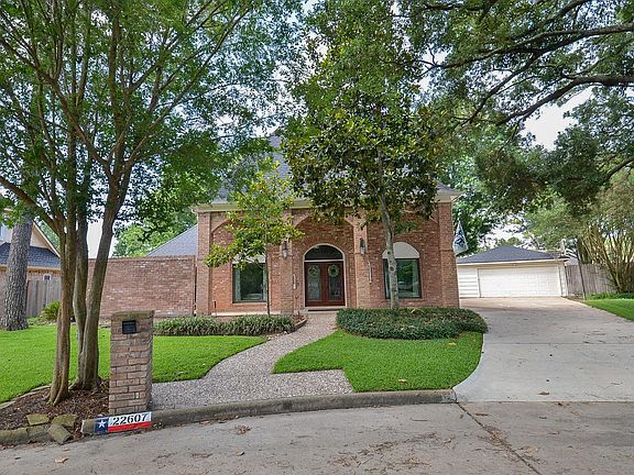 3rd image of 22607 Unicorns Horn Ln