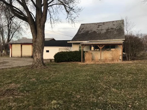 104 E 2nd St, Hebron, OH 43025