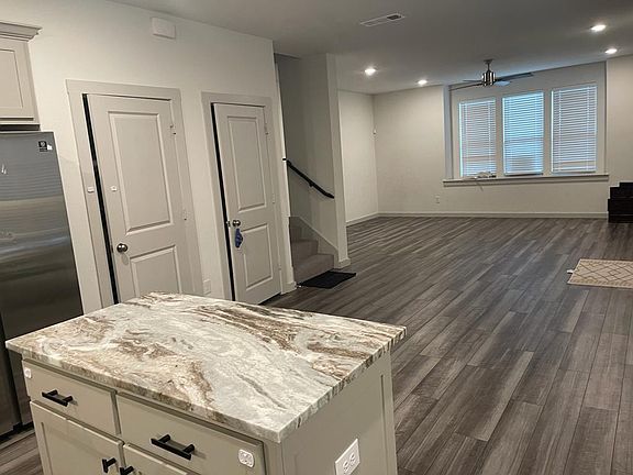 5th image of 1349 Madison Ave