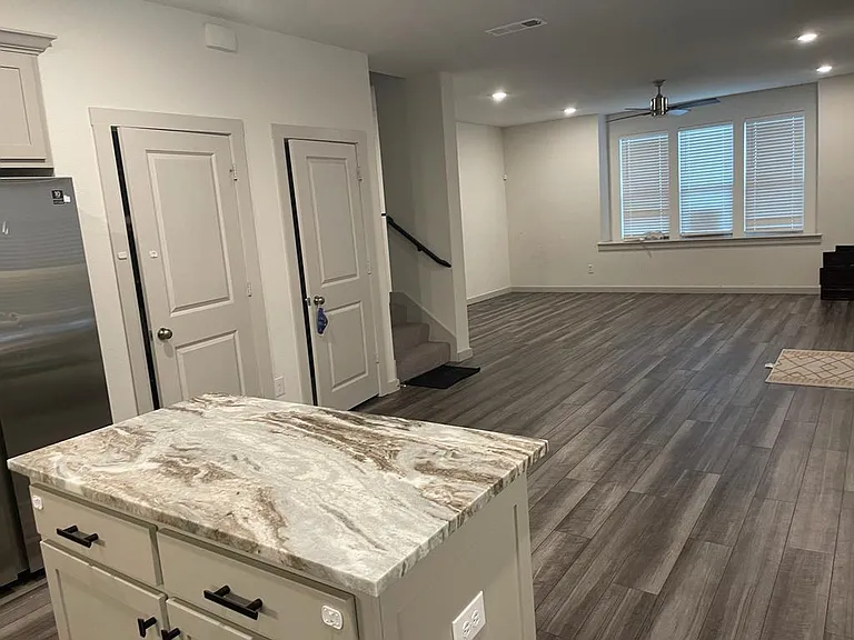 1349 Madison Ave — Photo 5