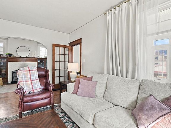 4th image of 2434 S Chicago AVENUE