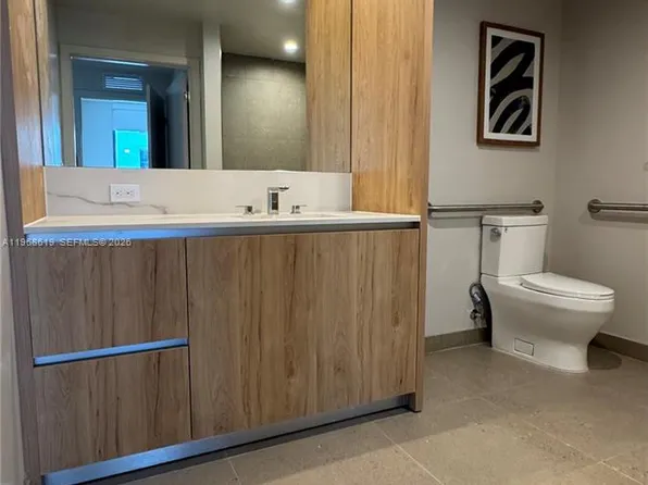 11 NE 6th St Unit 2212, Miami, FL 33132