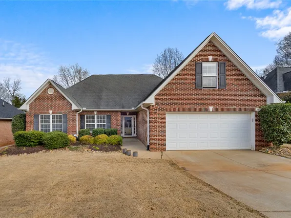 220 N Hamlet Ct, Moore, SC 29369