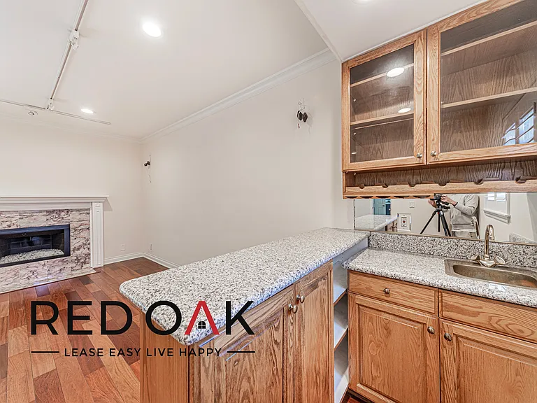 19310 Yolie Ln — Photo 12