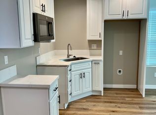 849 E Route 66, Glendora, CA 91740