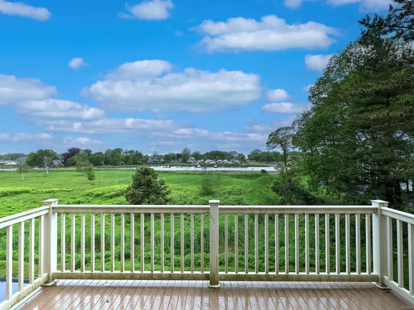 74 Quarry Dock Road #74, Branford, CT 06405