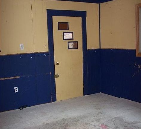 3rd image of 212 W North St