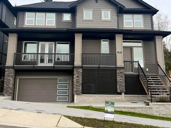 1527 Dayton St, Coquitlam, BC V3E 0G1