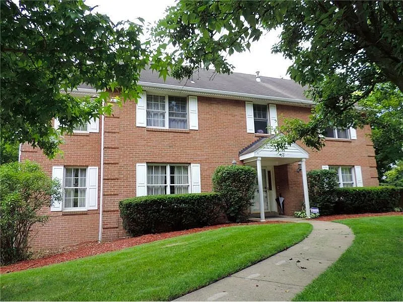 10 Sylvan Rd photo 1