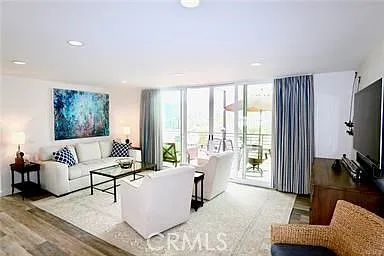 175 Cedar Way — Photo 3