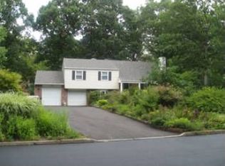 128 Shady Ln, Lansdale, PA 19446
