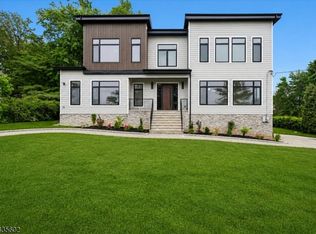 30 Winthrop Rd, Millburn Twp., NJ 07078