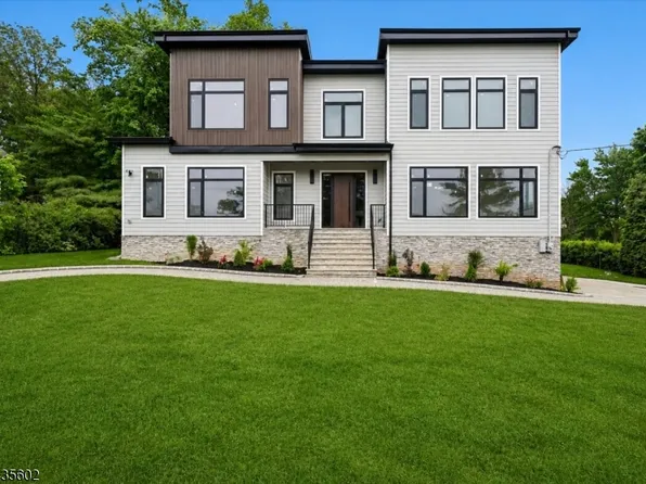 30 Winthrop Rd, Millburn Twp., NJ 07078