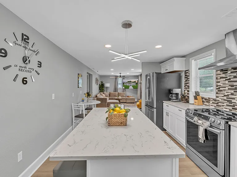 2260 Shipyard Rd — Photo 7
