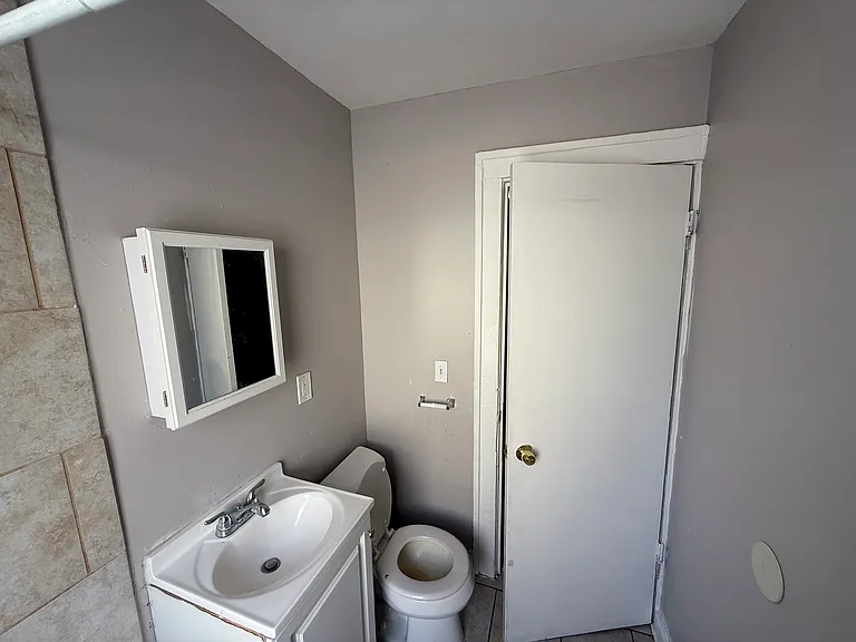 2828 Blaisdell Ave #4 — Photo 4
