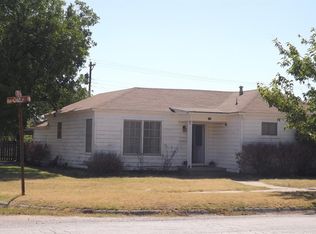 153 NW Avenue F, Hamlin, TX 79520