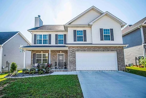 1116 Cloud View Dr Photo 1