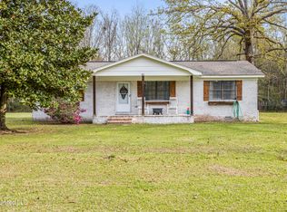 85 Robert Rd, Picayune, MS 39466