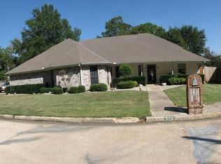 356 Timber Brook Dr, Paris, TX 75462